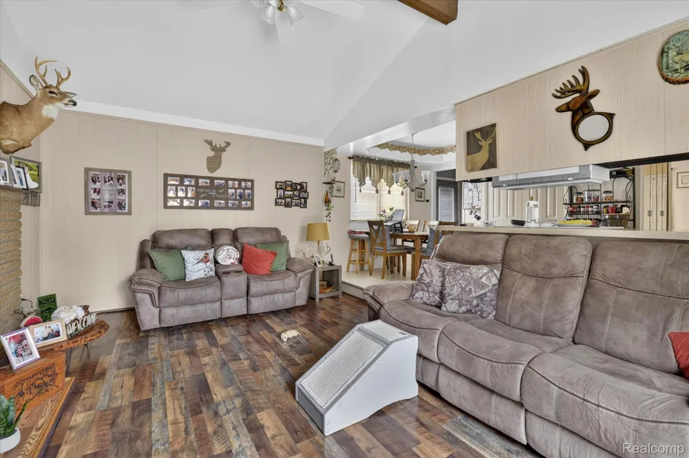 27241 Evelyn Avenue Brownstown Charter Township, MI 48183