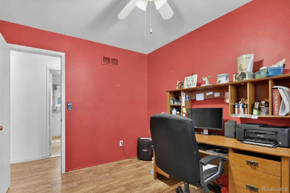 27241 Evelyn Avenue Brownstown Charter Township, MI 48183