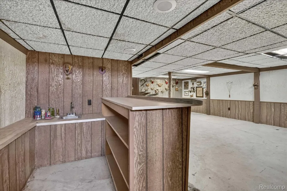 27241 Evelyn Avenue Brownstown Charter Township, MI 48183