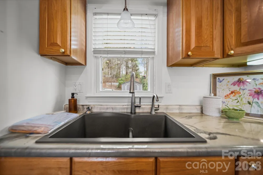 529 Catspaw Road Statesville, NC 28677