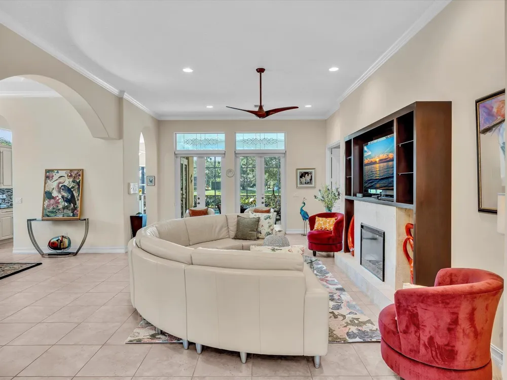 1286 RIVER REACH DRIVE Vero Beach, FL 32967