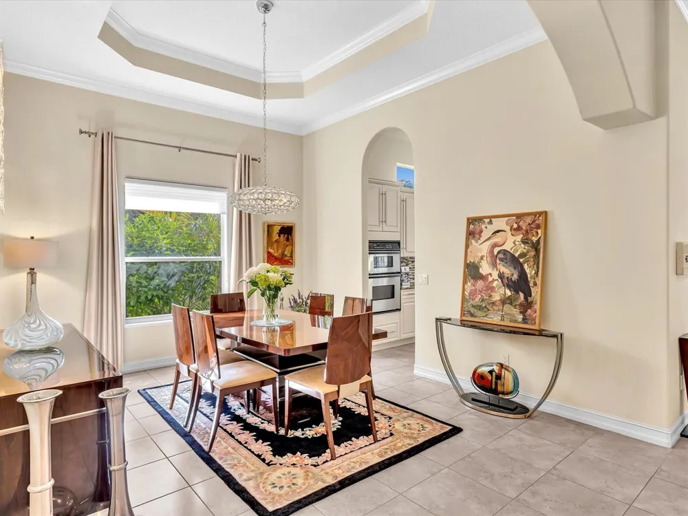 1286 RIVER REACH DRIVE Vero Beach, FL 32967