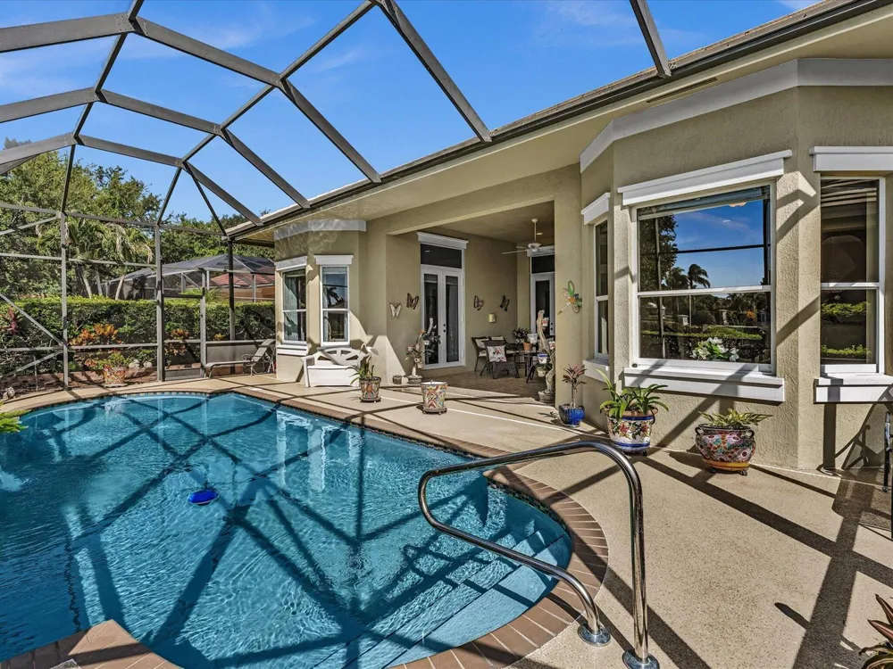 1286 RIVER REACH DRIVE Vero Beach, FL 32967