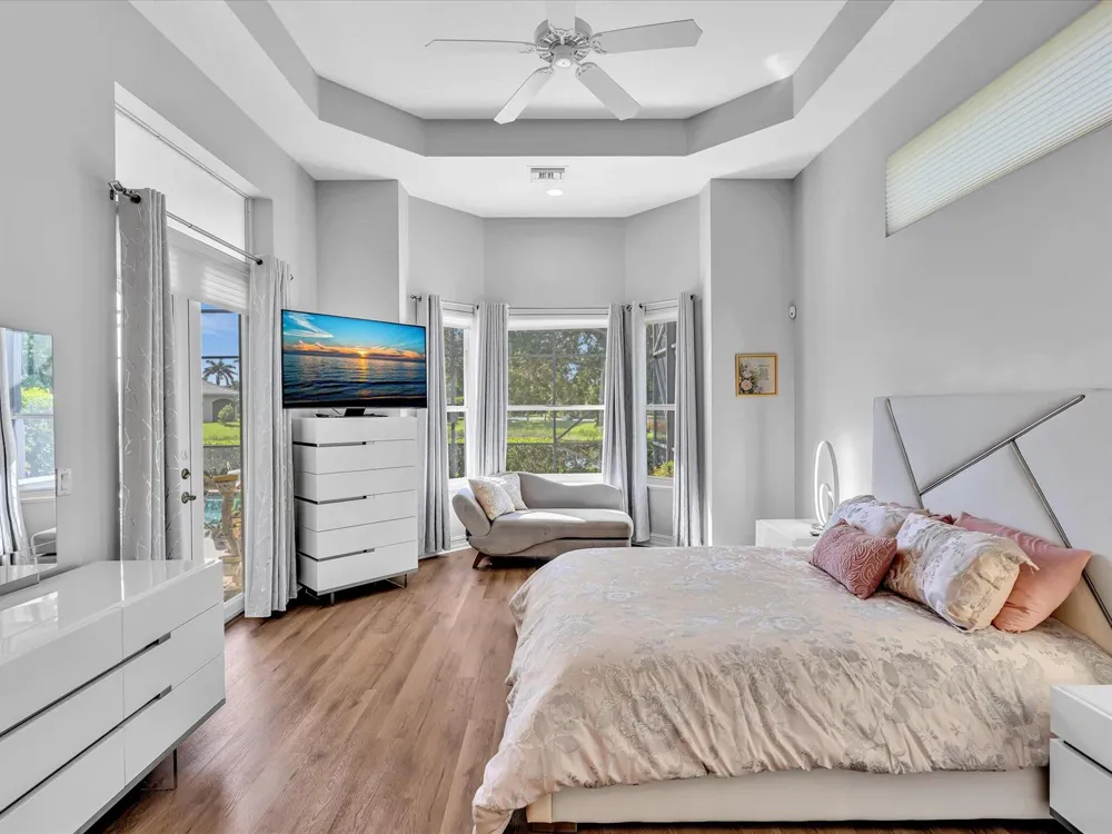 1286 RIVER REACH DRIVE Vero Beach, FL 32967