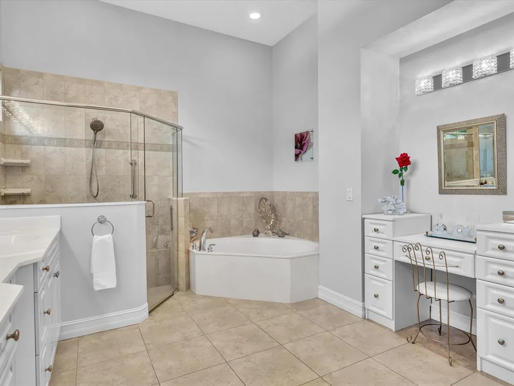 1286 RIVER REACH DRIVE Vero Beach, FL 32967