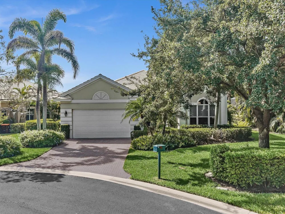 1286 RIVER REACH DRIVE Vero Beach, FL 32967