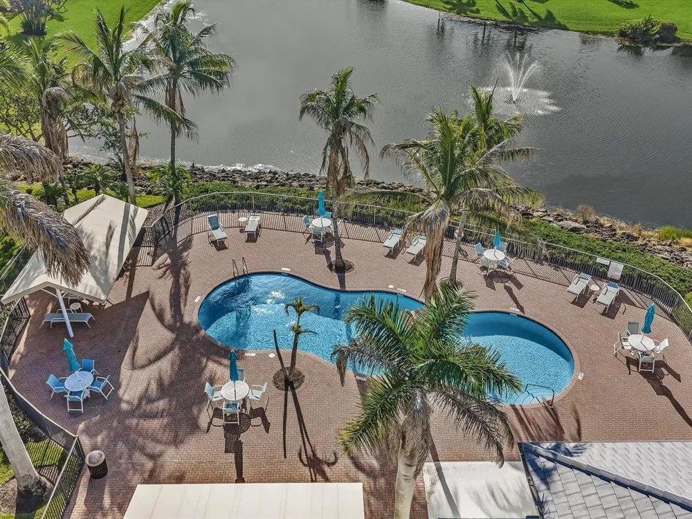 1286 RIVER REACH DRIVE Vero Beach, FL 32967