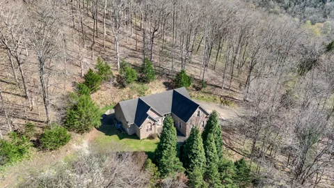 410 Britton Hollow Rd