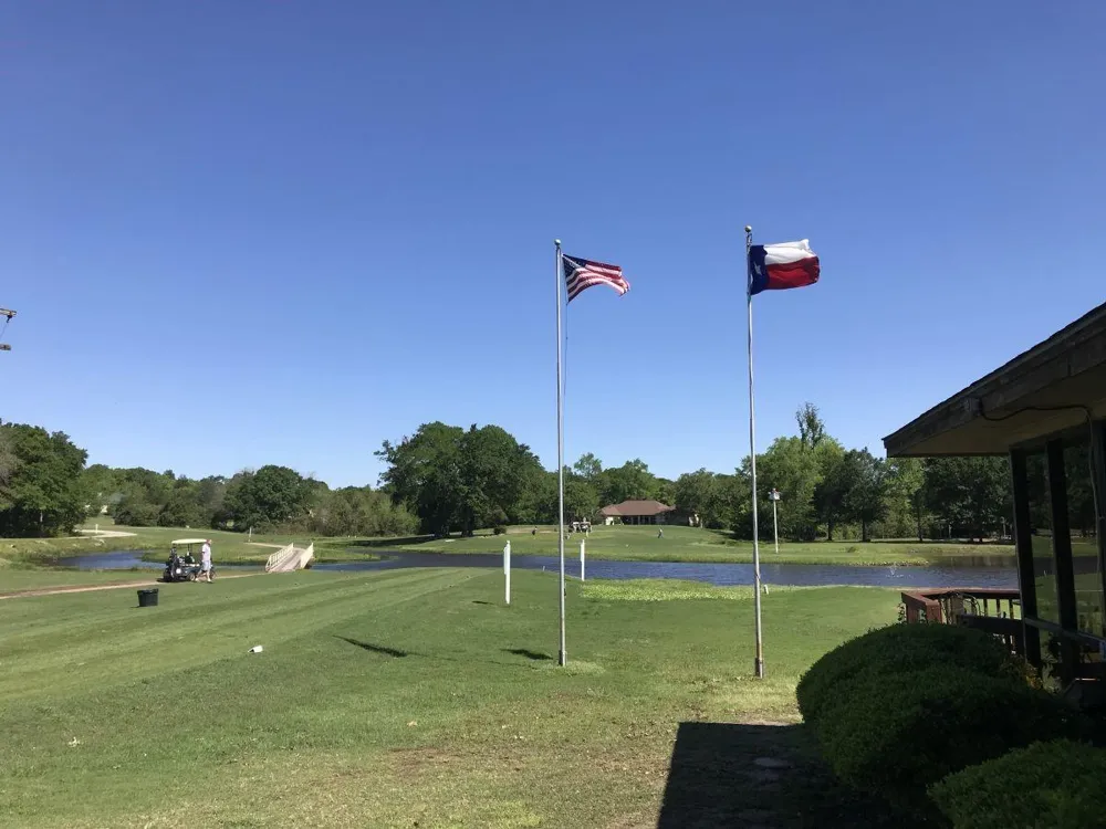 52 Fairway Drive Normangee, TX 77871