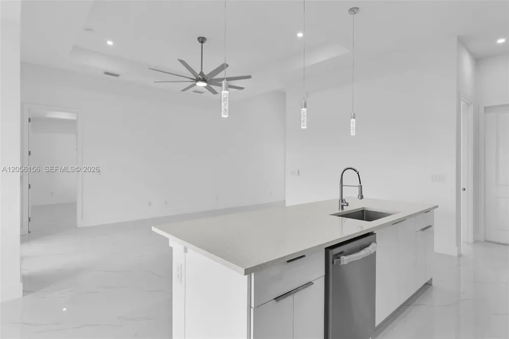 4202 NW  33rd St Cape Coral, FL 33993