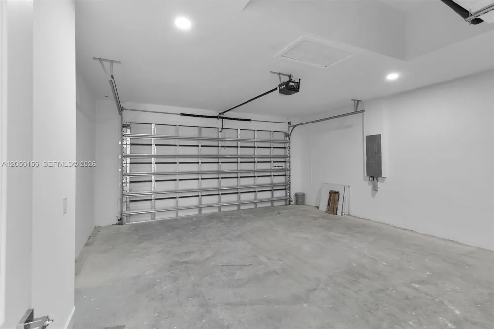 4202 NW  33rd St Cape Coral, FL 33993