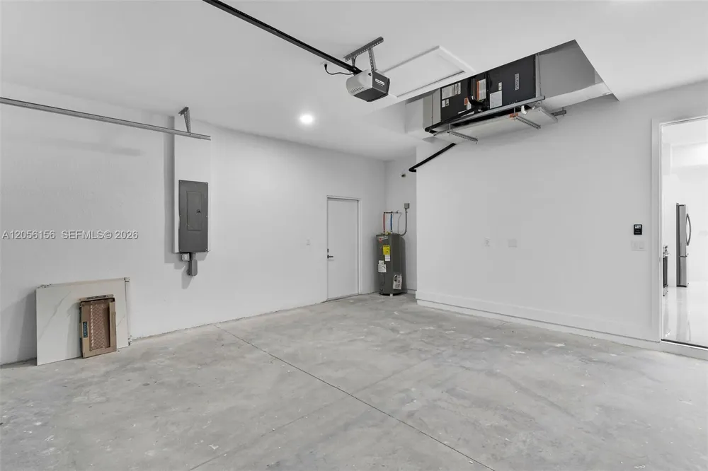 4202 NW  33rd St Cape Coral, FL 33993