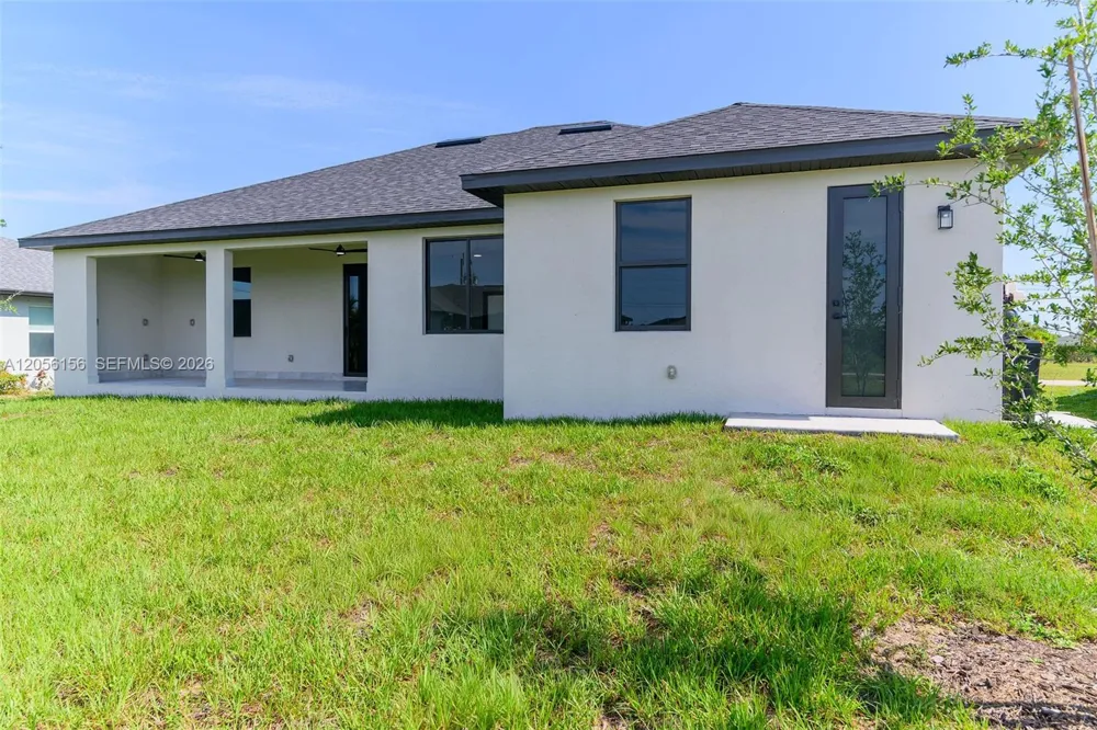 4202 NW  33rd St Cape Coral, FL 33993