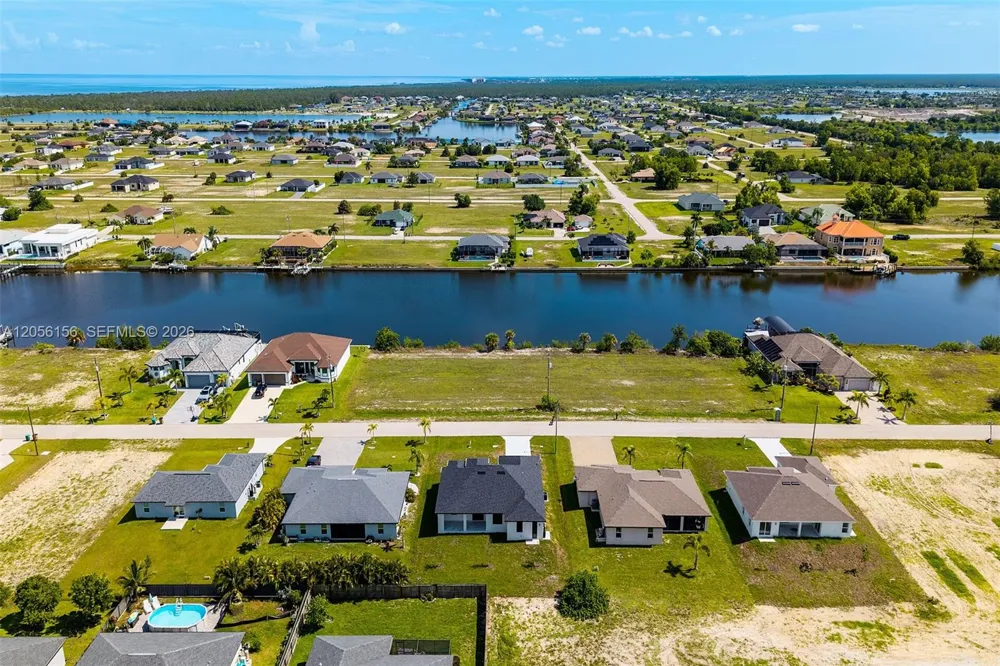 4202 NW  33rd St Cape Coral, FL 33993