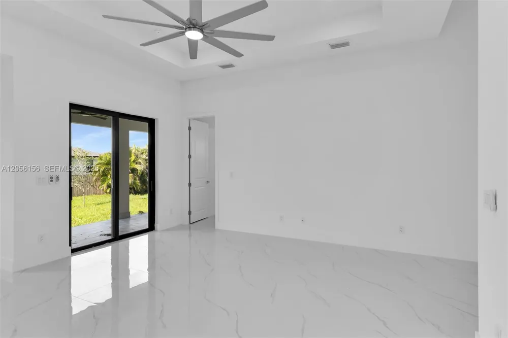 4202 NW  33rd St Cape Coral, FL 33993