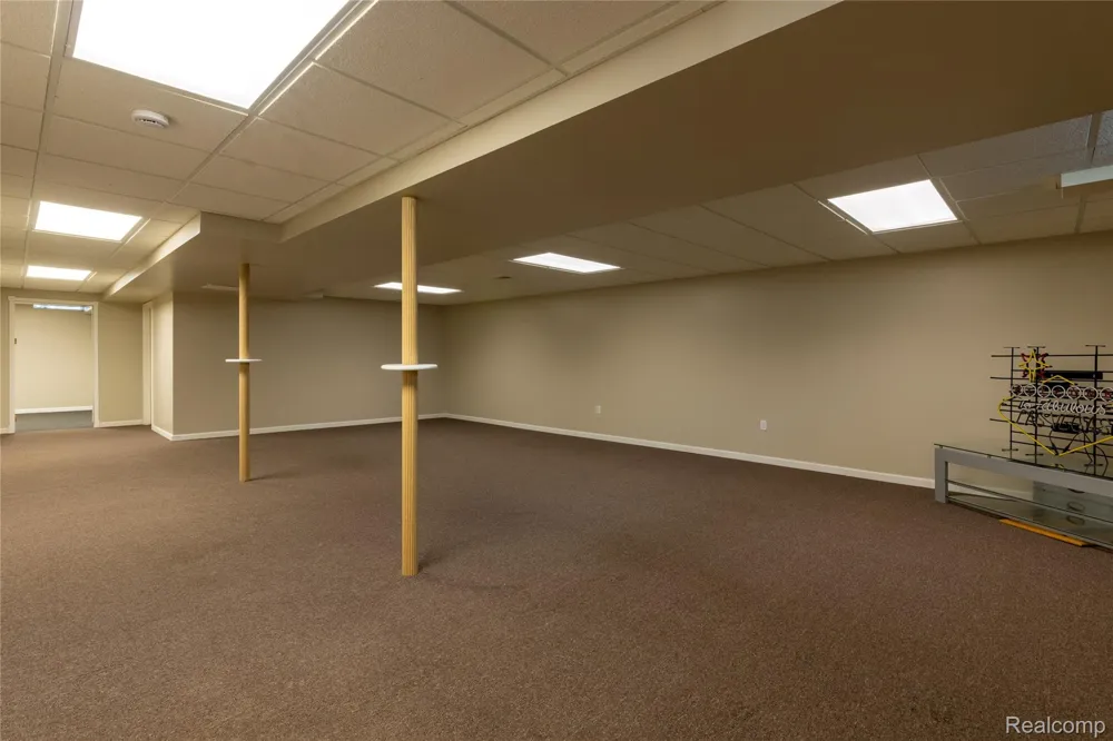 38575 Barth Street Romulus City, MI 48174
