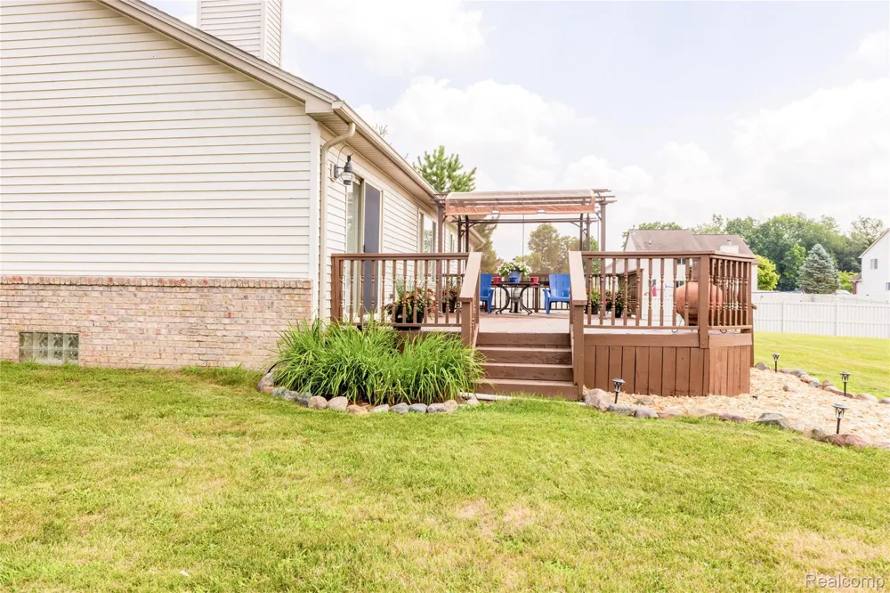 38575 Barth Street Romulus City, MI 48174