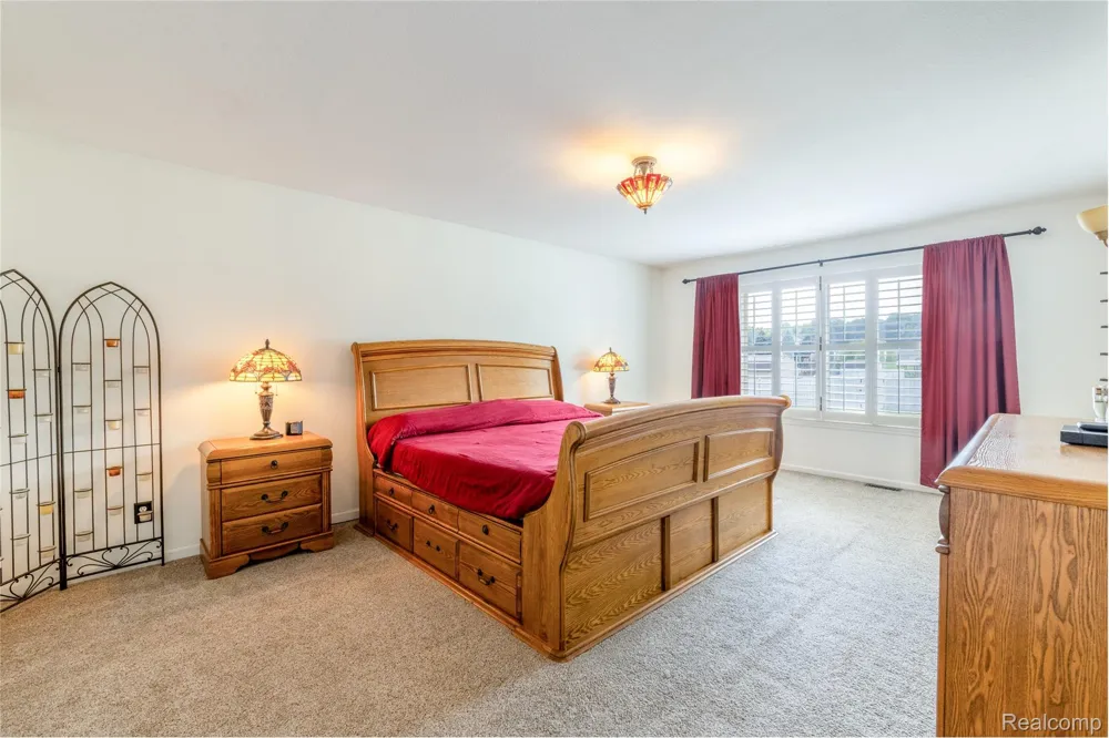 38575 Barth Street Romulus City, MI 48174