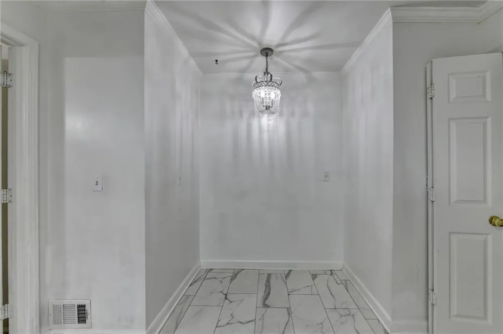 5025 Leeshire Trail #7 Tucker, GA 30084