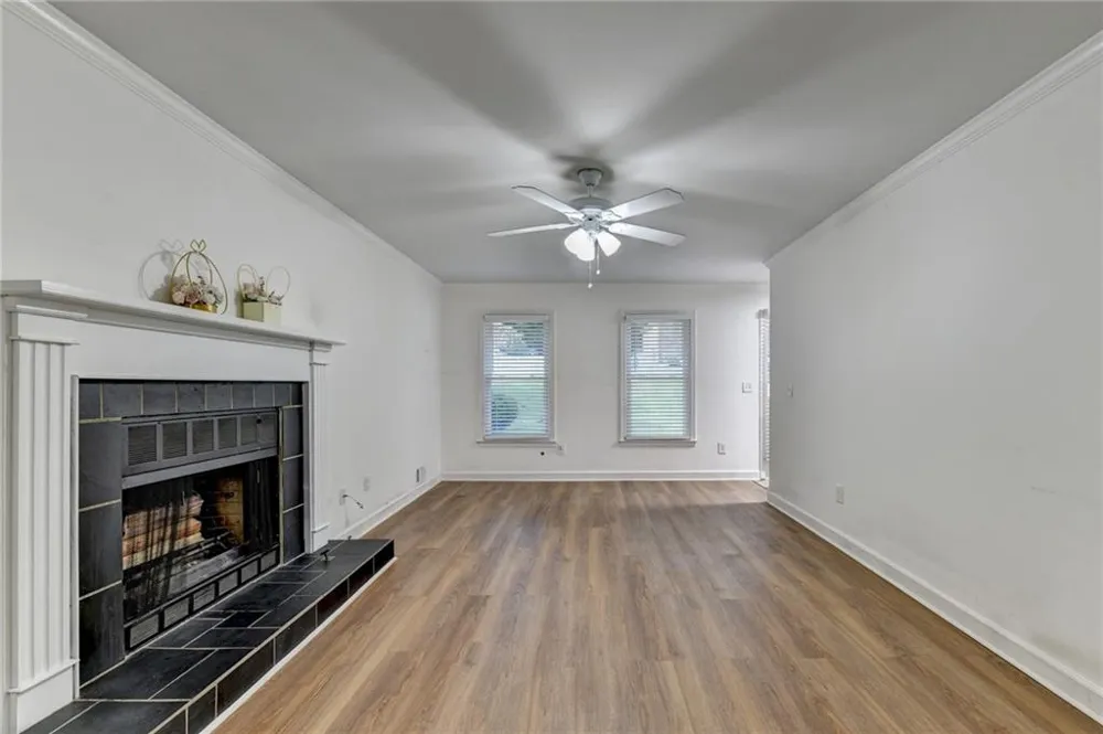 5025 Leeshire Trail #7 Tucker, GA 30084