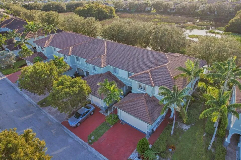2336 Center Stone Lane Riviera Beach, FL 33404