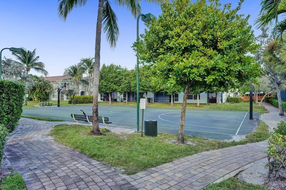 2336 Center Stone Lane Riviera Beach, FL 33404