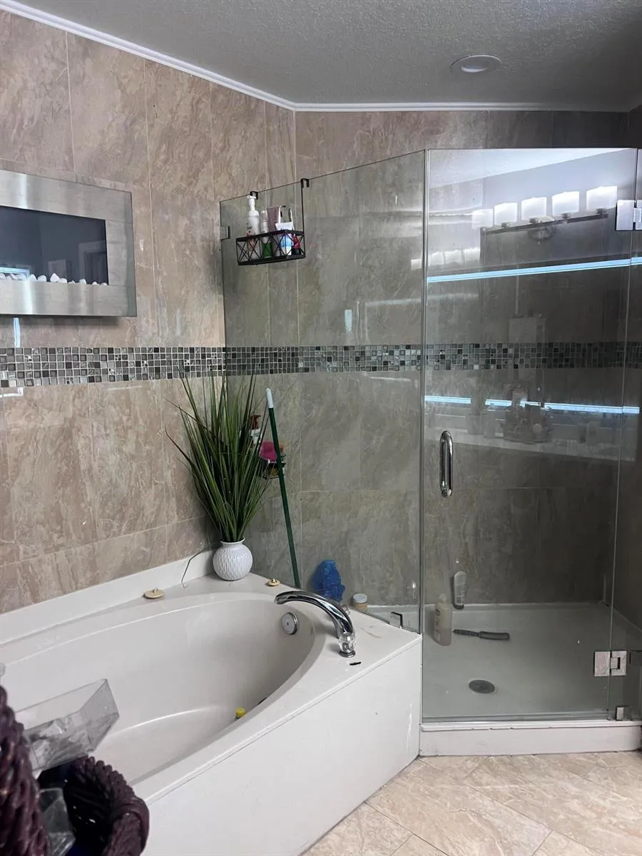 2336 Center Stone Lane Riviera Beach, FL 33404