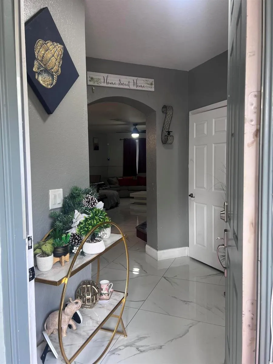 2336 Center Stone Lane Riviera Beach, FL 33404