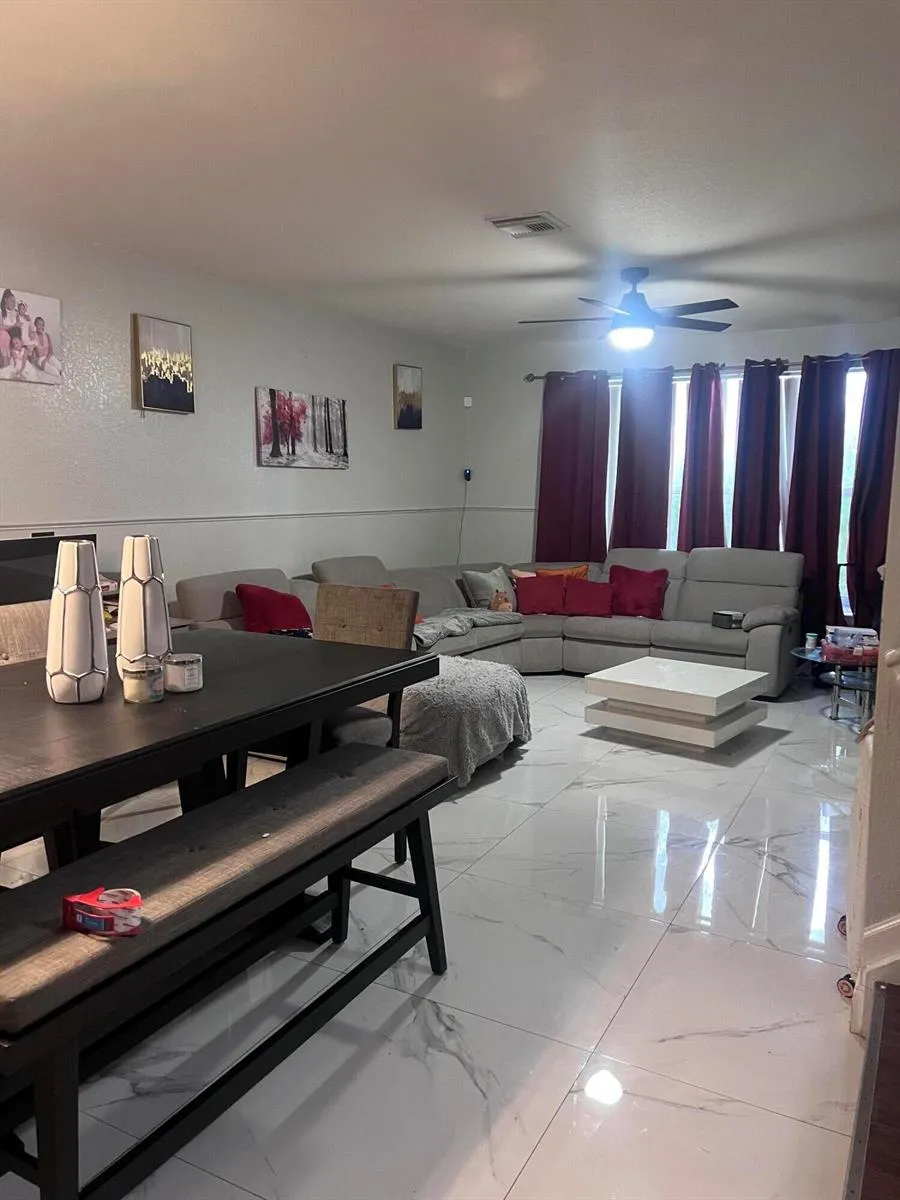 2336 Center Stone Lane Riviera Beach, FL 33404