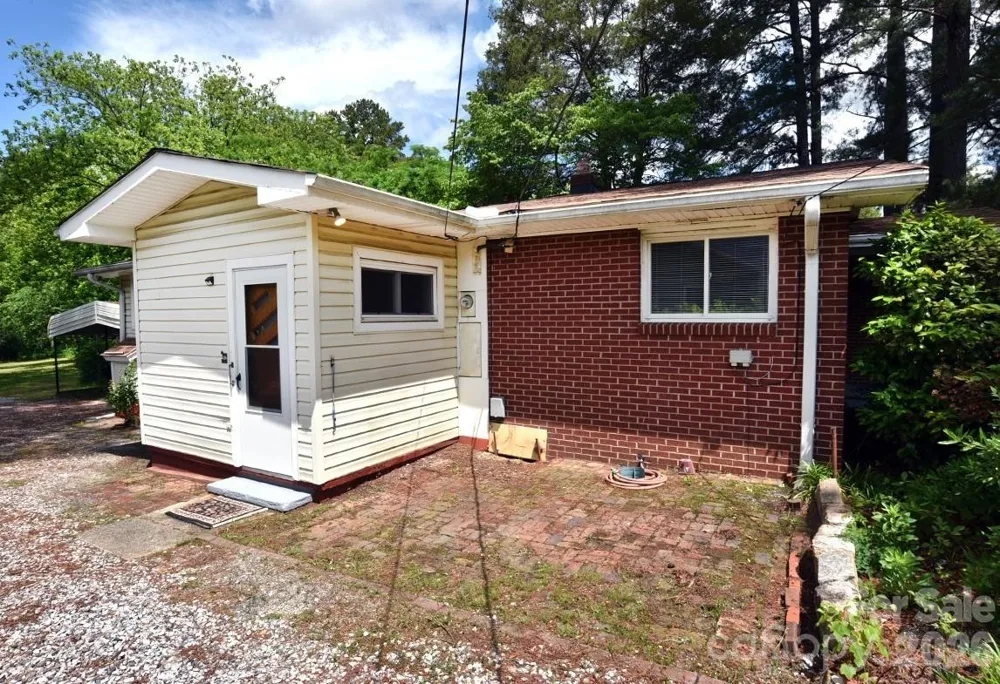 709 Sunset Drive Salisbury, NC 28147