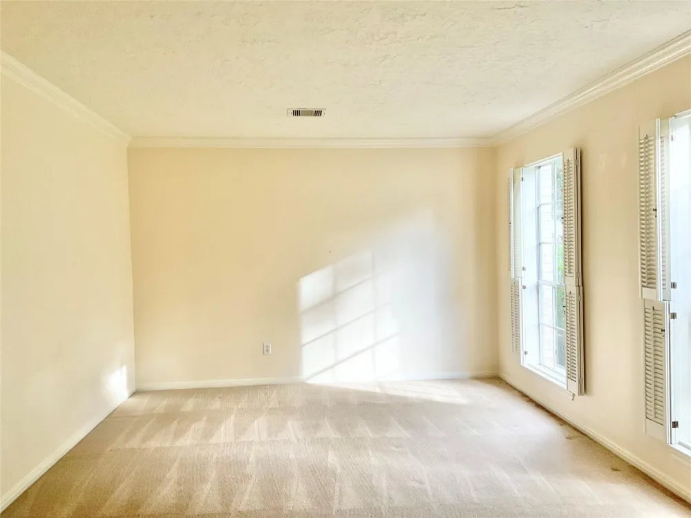 1022 Oak Leaf Street La Porte, TX 77571