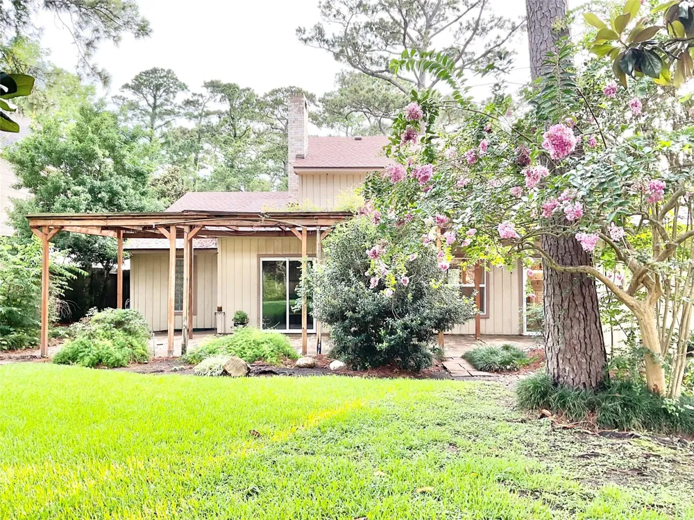1022 Oak Leaf Street La Porte, TX 77571