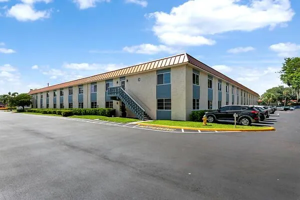 9 NE 19th Court #C216 Wilton Manors, FL 33305