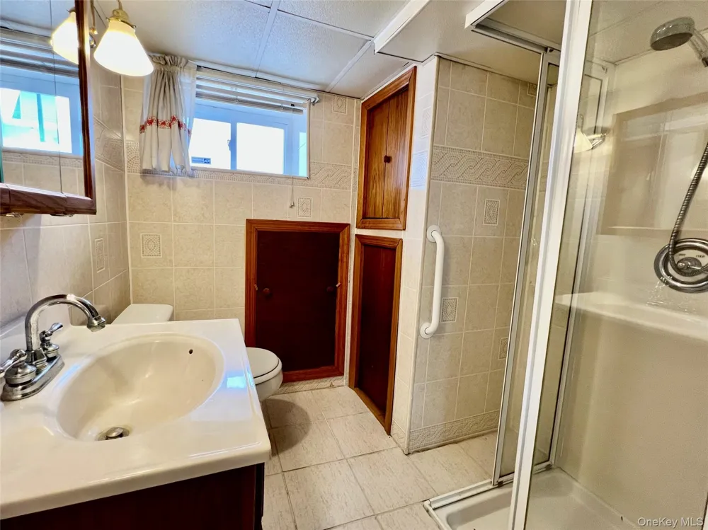 50 E Saint Marks Place Valley Stream, NY 11580