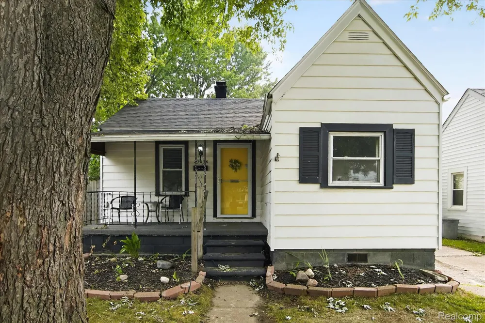 27036 Townley Street Madison Heights City, MI 48071