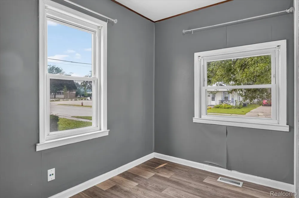 27036 Townley Street Madison Heights City, MI 48071
