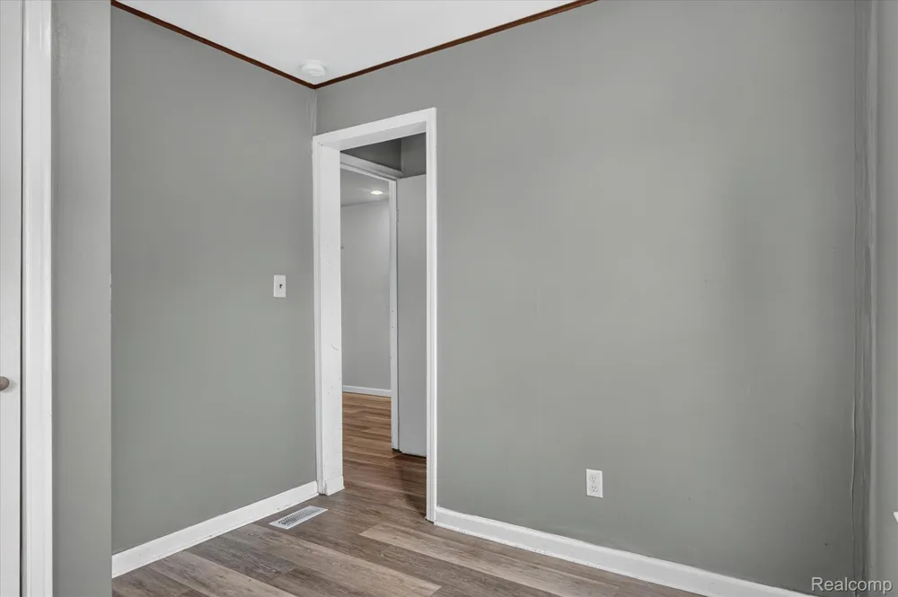 27036 Townley Street Madison Heights City, MI 48071