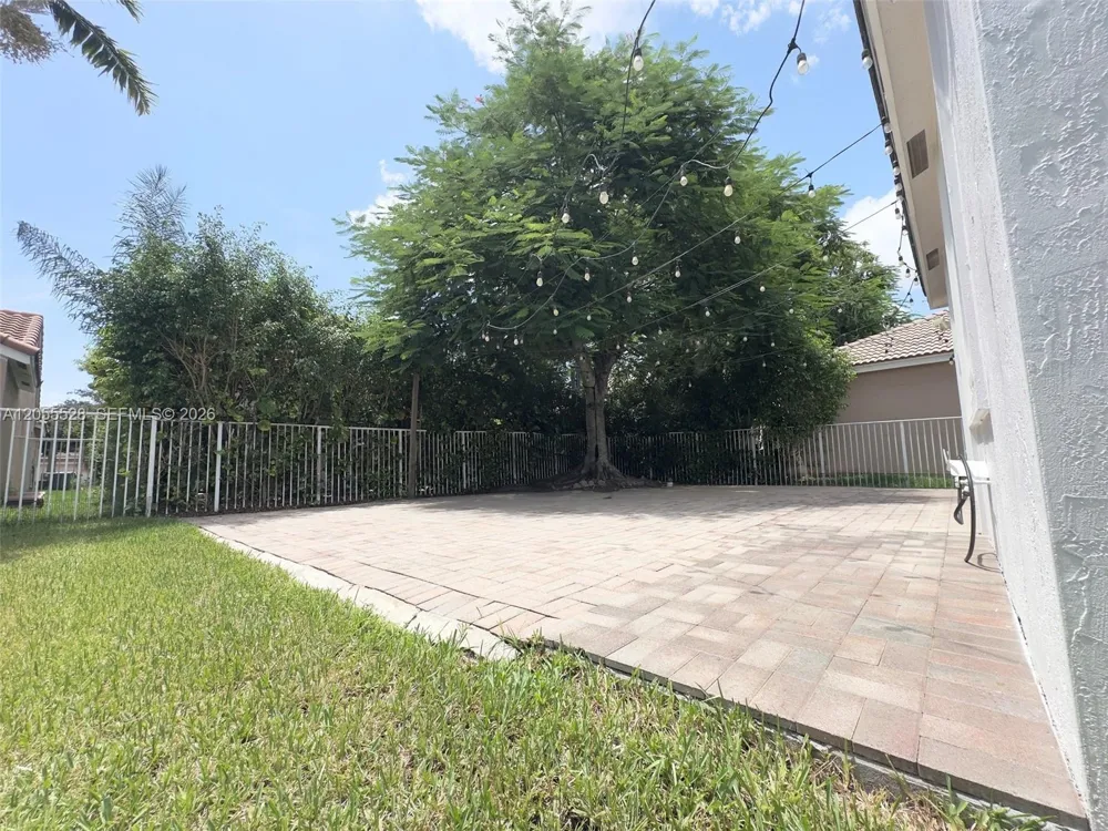 462 Fishtail Ter Weston, FL 33327