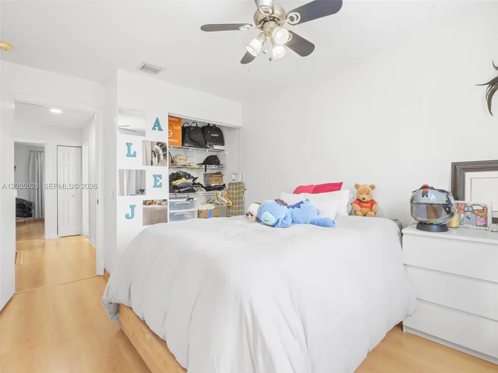 462 Fishtail Ter Weston, FL 33327