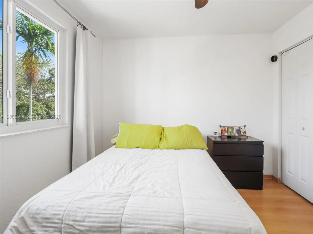 462 Fishtail Ter Weston, FL 33327