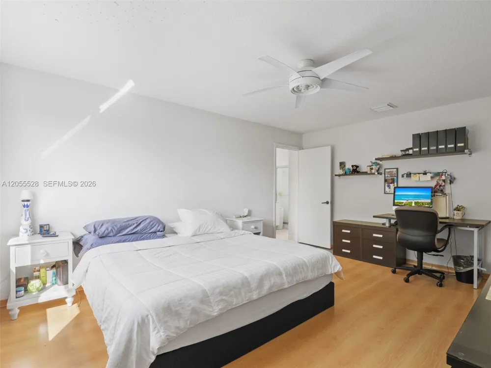462 Fishtail Ter Weston, FL 33327