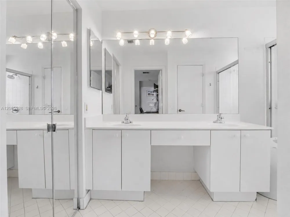 462 Fishtail Ter Weston, FL 33327