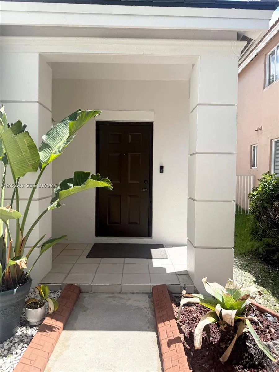 462 Fishtail Ter Weston, FL 33327