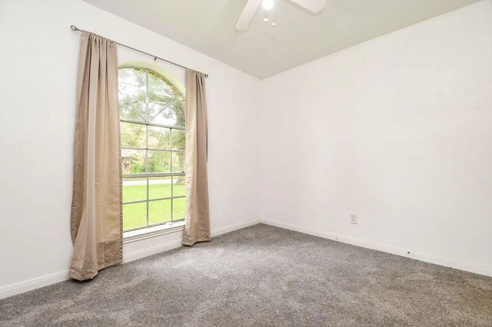 9037 Crestview Drive Houston, TX 77078