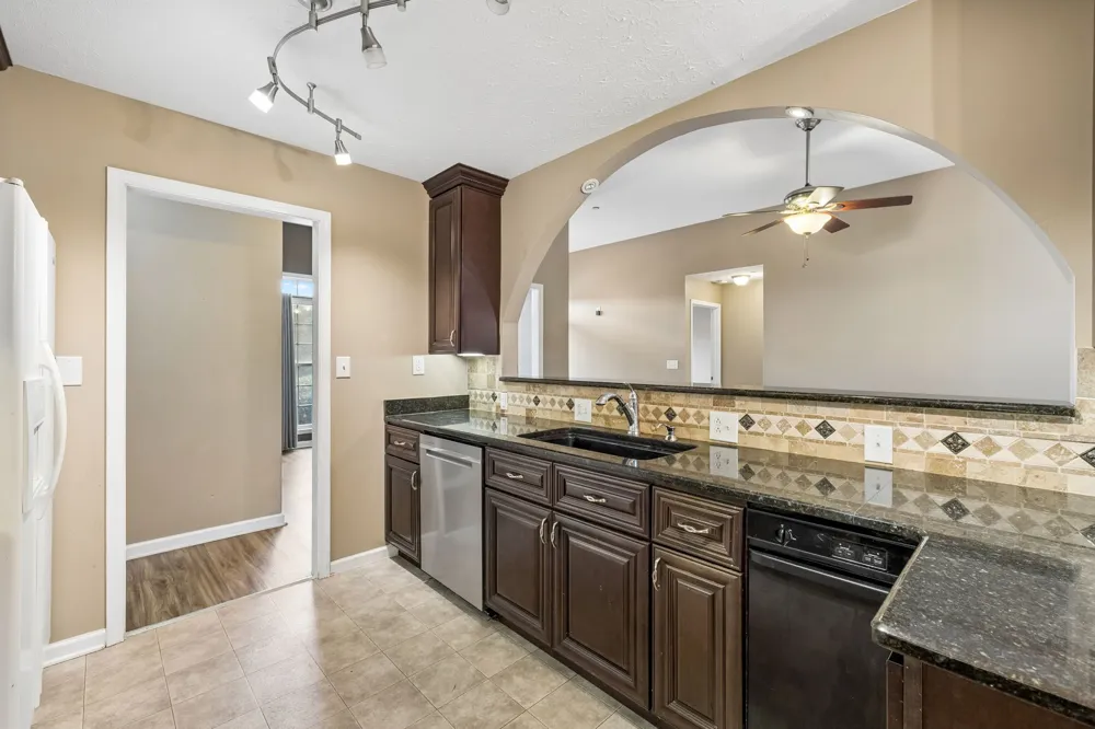 256 Dixie Ln Pleasant View, TN 37146