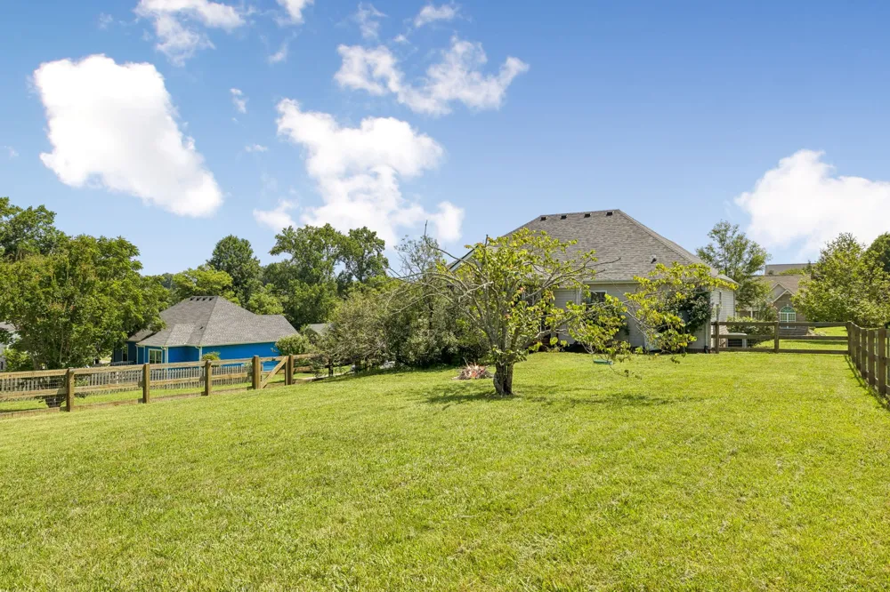 256 Dixie Ln Pleasant View, TN 37146