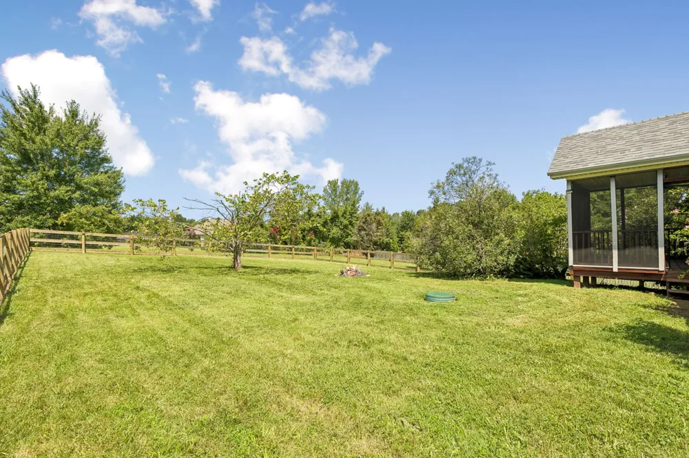 256 Dixie Ln Pleasant View, TN 37146