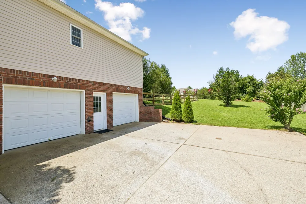 256 Dixie Ln Pleasant View, TN 37146