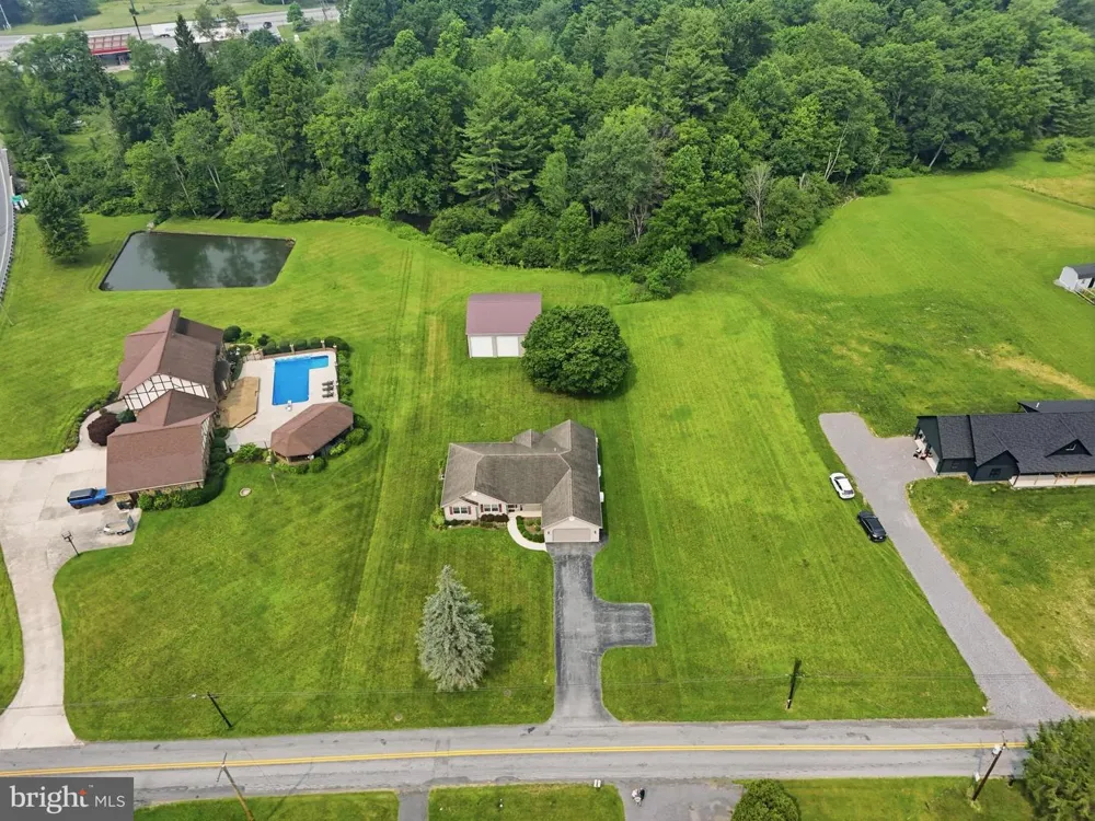 2816 BALD EAGLE PIKE Tyrone, PA 16686