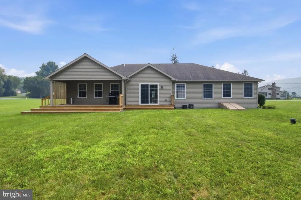 2816 BALD EAGLE PIKE Tyrone, PA 16686